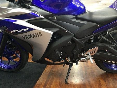 ヤマハ YZF-R25 【マル得車輌】YZF-R25【バーエンドカスタム!】 36