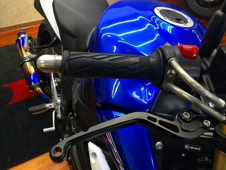 スズキ GSR750 GSR750 ABS【LEDヘッドライト・フェンダーレス☆】 17
