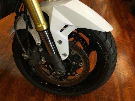 スズキ GSR750 GSR750 ABS【LEDヘッドライト・フェンダーレス☆】 28