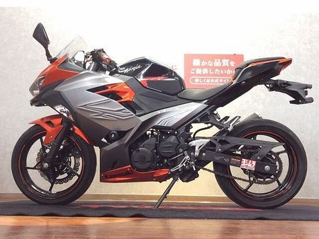 カワサキ ニンジャ 400 Ninja 400【便利なUSBポート2つ付き☆】 4