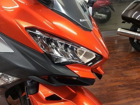 カワサキ ニンジャ 400 Ninja 400【便利なUSBポート2つ付き☆】 10