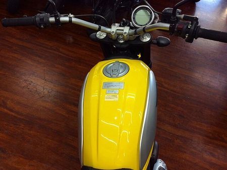 ドゥカティ Scrambler Urban Enduro Scrambler Icon【フルノーマル車両】 18