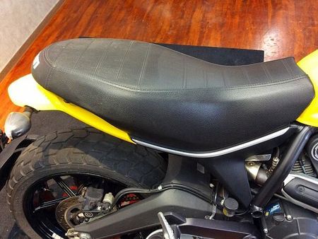 ドゥカティ Scrambler Urban Enduro Scrambler Icon【フルノーマル車両】 19