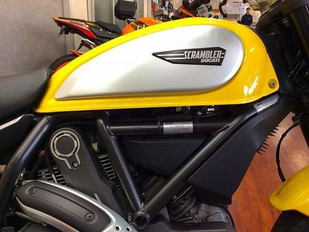 ドゥカティ Scrambler Urban Enduro Scrambler Icon【フルノーマル車両】 20