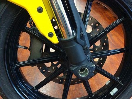 ドゥカティ Scrambler Urban Enduro Scrambler Icon【フルノーマル車両】 35