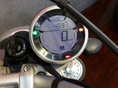 ドゥカティ Scrambler Urban Enduro Scrambler Icon【フルノーマル車両】 7