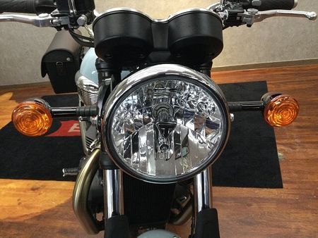 トライアンフ BONNEVILLE T100 Bonneville T100【レトロな見た目が魅力☆】 22