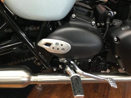 トライアンフ BONNEVILLE T100 Bonneville T100【レトロな見た目が魅力☆】 38