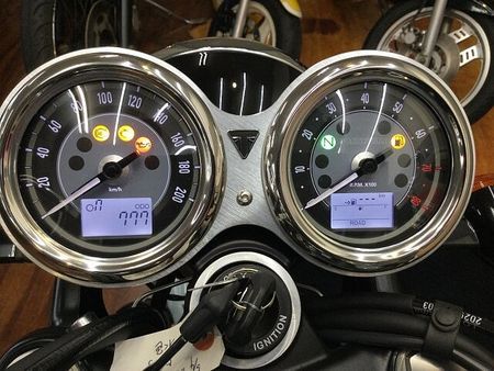 トライアンフ BONNEVILLE T100 Bonneville T100【レトロな見た目が魅力☆】 7