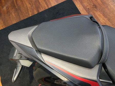 ホンダ CBR400R CBR400R【ホンダのフルカウルスポーツ☆】 39