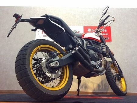 ドゥカティ Scrambler Desert Sled Scrambler Desert Sled【エンジンガード・ナックルガード・USBポート】 6