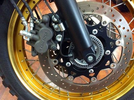 スズキ Vストローム650 V-Strom 650【ヘッドライトカバーカスタム!】 34
