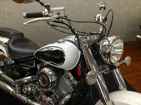 ヤマハ ドラッグスター400 Drag Star Classic 400【空冷Vツインエンジンが魅力☆】 16