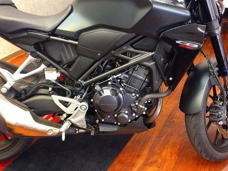 ホンダ CB250R CB250R【軽くて取り回しのしやすいネイキッド☆】!! 28