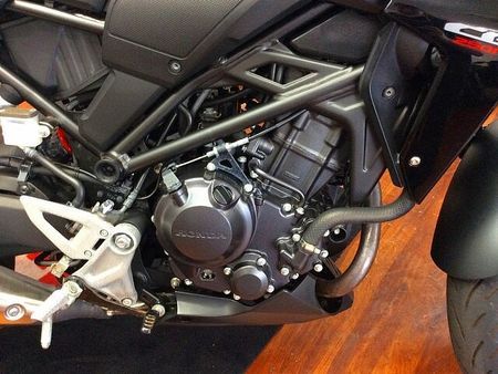 ホンダ CB250R CB250R【軽くて取り回しのしやすいネイキッド☆】!! 30
