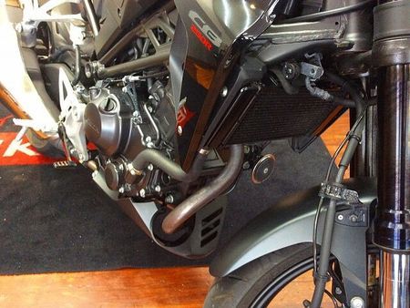 ホンダ CB250R CB250R【軽くて取り回しのしやすいネイキッド☆】!! 33