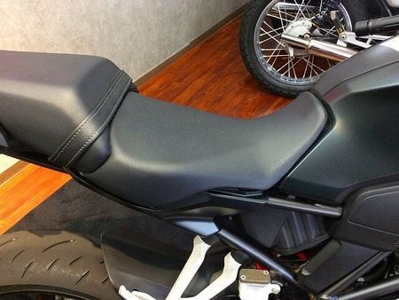 ホンダ CB250R CB250R【軽くて取り回しのしやすいネイキッド☆】!! 37