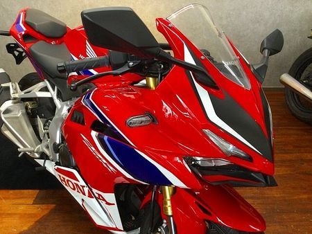 ホンダ CBR250RR (MC51) CBR250RR【低走行!マルチバー・USBポート付き☆】 16