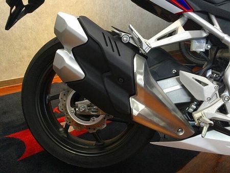 ホンダ CBR250RR (MC51) CBR250RR【低走行!マルチバー・USBポート付き☆】 21