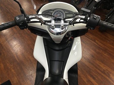 ホンダ PCX125 PCX【ロングスクリーン・リアキャリア・リアボックス付き☆】 18