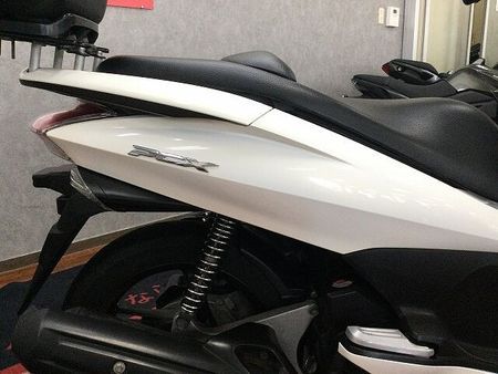ホンダ PCX125 PCX【ロングスクリーン・リアキャリア・リアボックス付き☆】 21