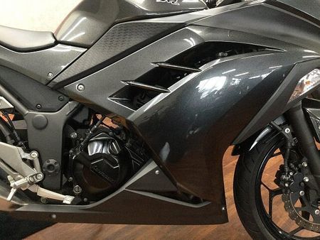 カワサキ ニンジャ 250 Ninja 250【スリッパークラッチ搭載で安定した走り☆】 20