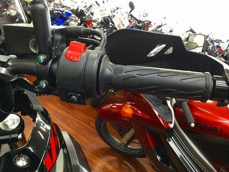 スズキ Vストローム250 V-Strom 250【ヘルメットホルダー・ハンドルブレース】 28