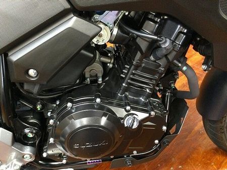 スズキ Vストローム250 V-Strom 250【ヘルメットホルダー・ハンドルブレース】 33