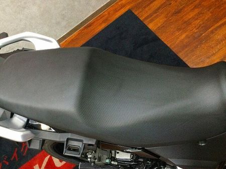 スズキ Vストローム250 V-Strom 250【ヘルメットホルダー・ハンドルブレース】 36