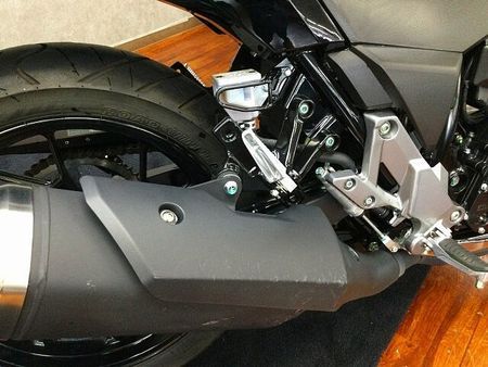 スズキ Vストローム250 V-Strom 250【ヘルメットホルダー・ハンドルブレース】 39