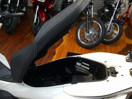 ホンダ PCX150 PCX150【ボックスを付けることが出来るリアキャリアカスタム☆】 35