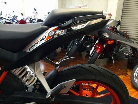 KTM 390 DUKE 390 DUKE【グリップヒーター装備☆】 28