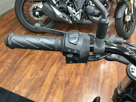 スズキ ジクサー 150 GIXXER 150【軽量コンパクトで便利な一台☆】 33