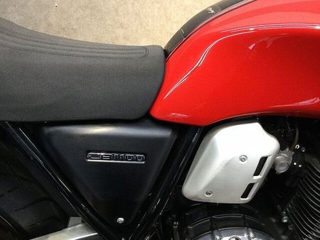 ホンダ CB1100 RS CB1100RS Final Edition【エンジンスライダー・USB2口・レバー】 33
