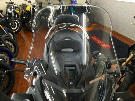 ヤマハ XMAX 250 XMAX ABS【グリップヒーター・バックレスト付きグラブバー・リアサス】 23