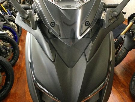ヤマハ XMAX 250 XMAX ABS【グリップヒーター・バックレスト付きグラブバー・リアサス】 25