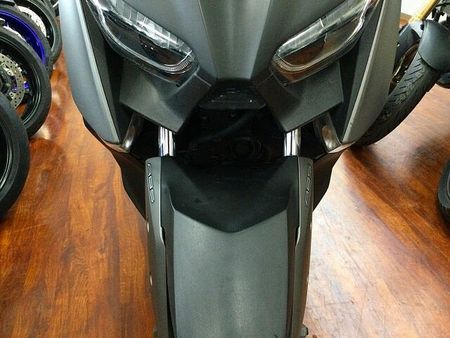 ヤマハ XMAX 250 XMAX ABS【グリップヒーター・バックレスト付きグラブバー・リアサス】 27