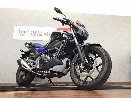 ホンダ NC750S デュアルクラッチトランスミッション NC750S【エンジンスライダー・リアキャリア】 2