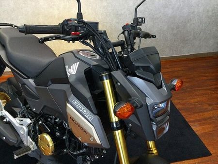 ホンダ グロム GROM【マルチバー・フォグランプ・メットホルダー・レバー・リアキャリア・USB2口・DC 16