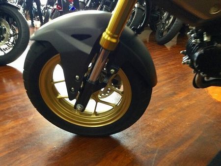 ホンダ グロム GROM【マルチバー・フォグランプ・メットホルダー・レバー・リアキャリア・USB2口・DC 25
