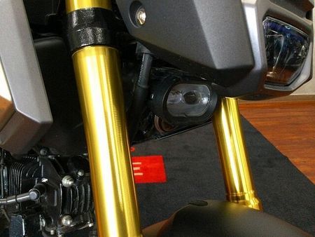 ホンダ グロム GROM【マルチバー・フォグランプ・メットホルダー・レバー・リアキャリア・USB2口・DC 32