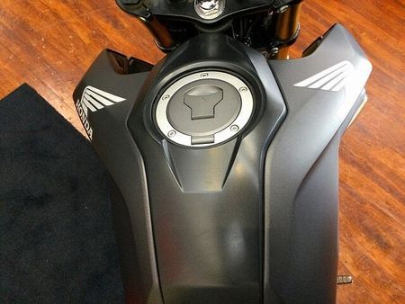 ホンダ グロム GROM【マルチバー・フォグランプ・メットホルダー・レバー・リアキャリア・USB2口・DC 38