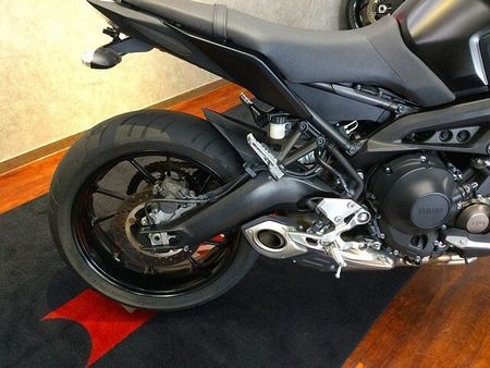 ヤマハ MT-09 MT-09 ABS【エンジンスライダー・エンジンプロテクター・フェンダーレス・MRAスクリ 37