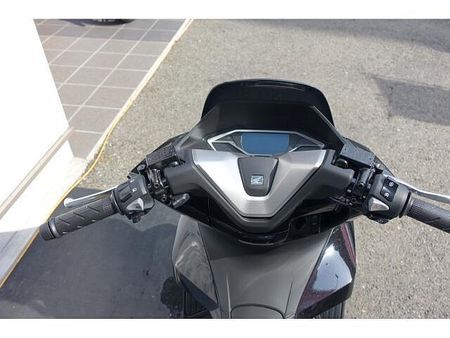 ホンダ PCX125 人気のブラックです。即納可能です。 3