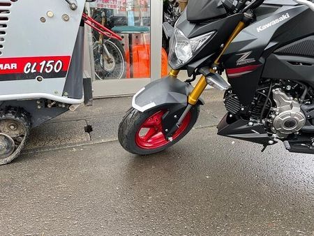 カワサキ Z125 プロ 8