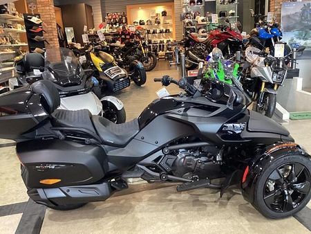 BRP Can-Am SPYDER F3 Limited 新車の事はメーカー正規取扱店の当店にお任せ下さい! 1