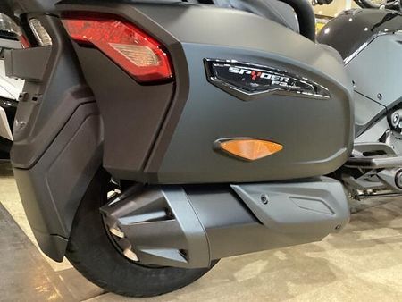 BRP Can-Am SPYDER F3 Limited 新車の事はメーカー正規取扱店の当店にお任せ下さい! 24