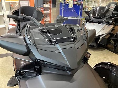 BRP Can-Am SPYDER F3 Limited 新車の事はメーカー正規取扱店の当店にお任せ下さい! 26