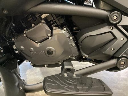 BRP Can-Am SPYDER F3 Limited 新車の事はメーカー正規取扱店の当店にお任せ下さい! 31