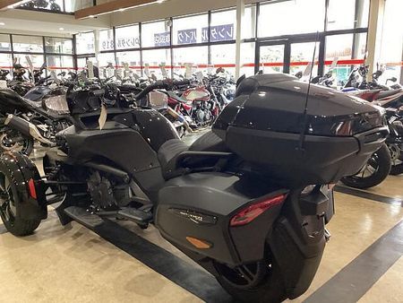 BRP Can-Am SPYDER F3 Limited 新車の事はメーカー正規取扱店の当店にお任せ下さい! 7